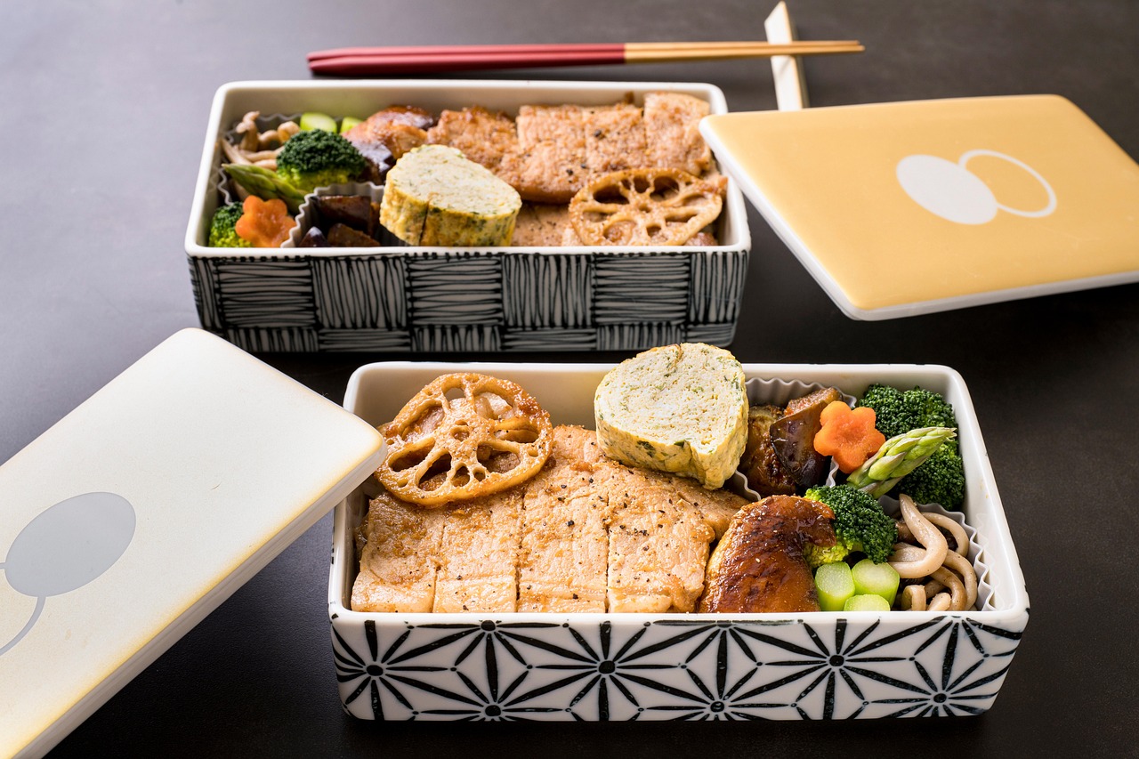 宅配弁当のお弁当箱